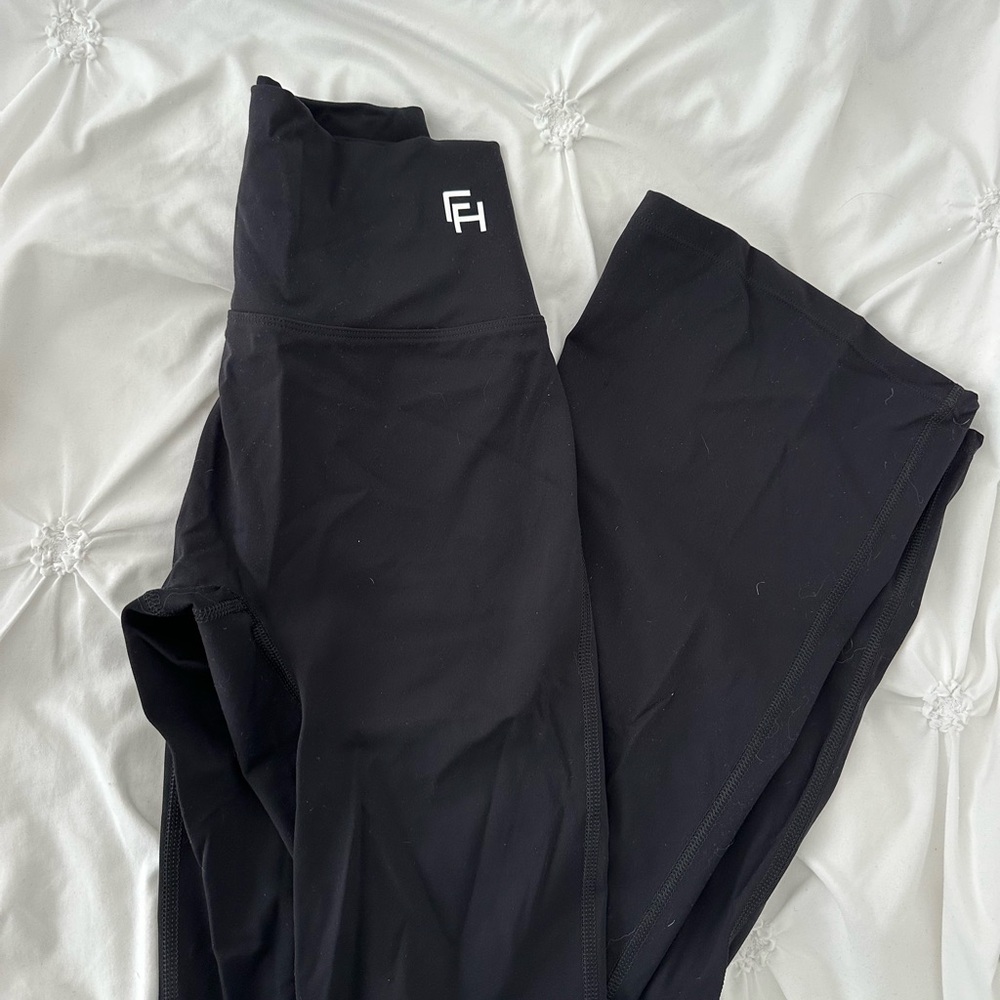 First Health Black Flares
